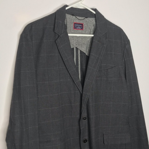 untuckit blazer
